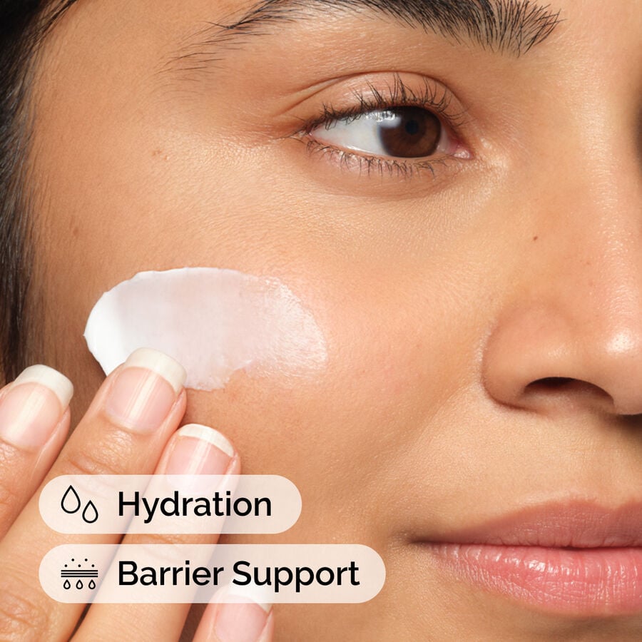 natural-moisturizing-factors-ha-f2 ord-natural-moisturizing-factors-ha-model-application-with-benefits.jpg